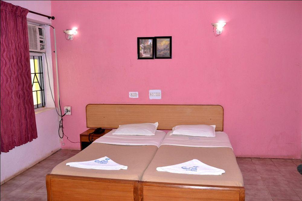 Colva Residency Hotel Exterior foto